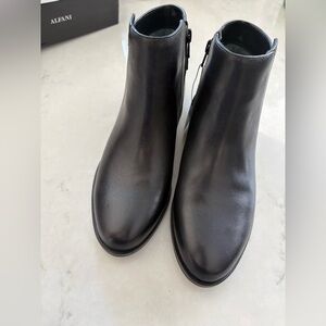New Alfani Black Leather Ackeblk Boots